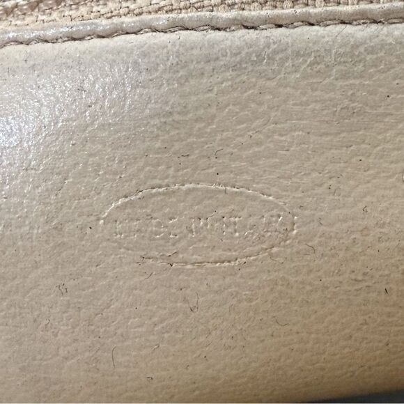 CHANEL Vintage Tan CC Logo Caviar Leather Backpack - Picture 12 of 16